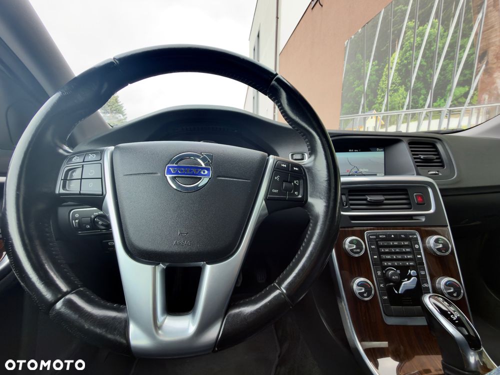 Volvo V60 D5 AWD Geartronic - 30