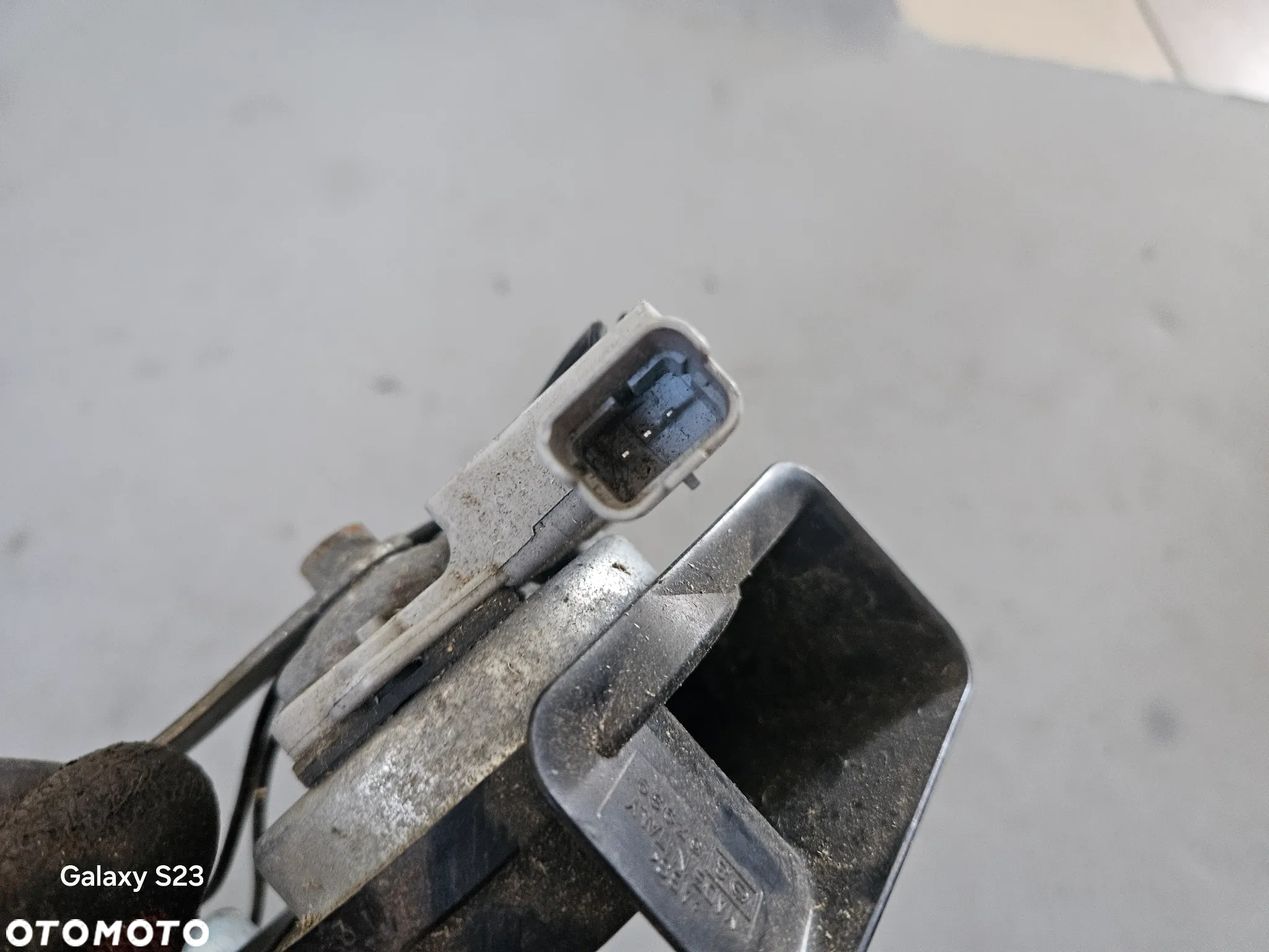 Klakson sygnał na 3 piny Fiamm Renault LAGUNA II Espace IV 0058100 0057939 - 3