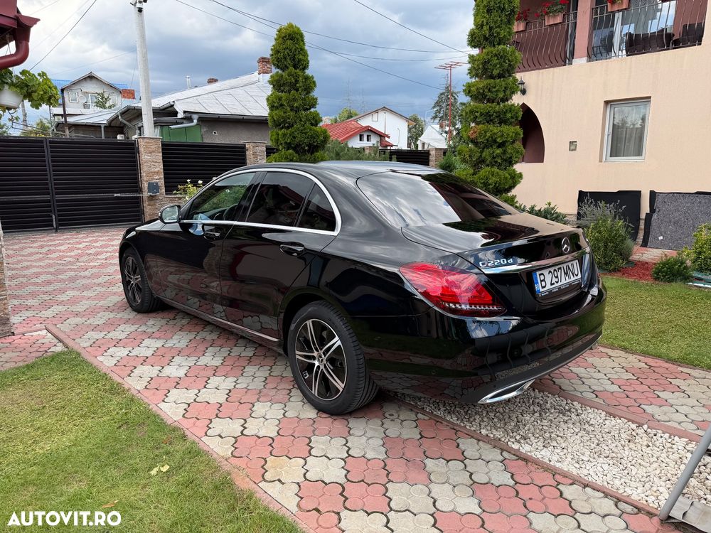Mercedes-Benz C 220 d 4MATIC Aut - 11
