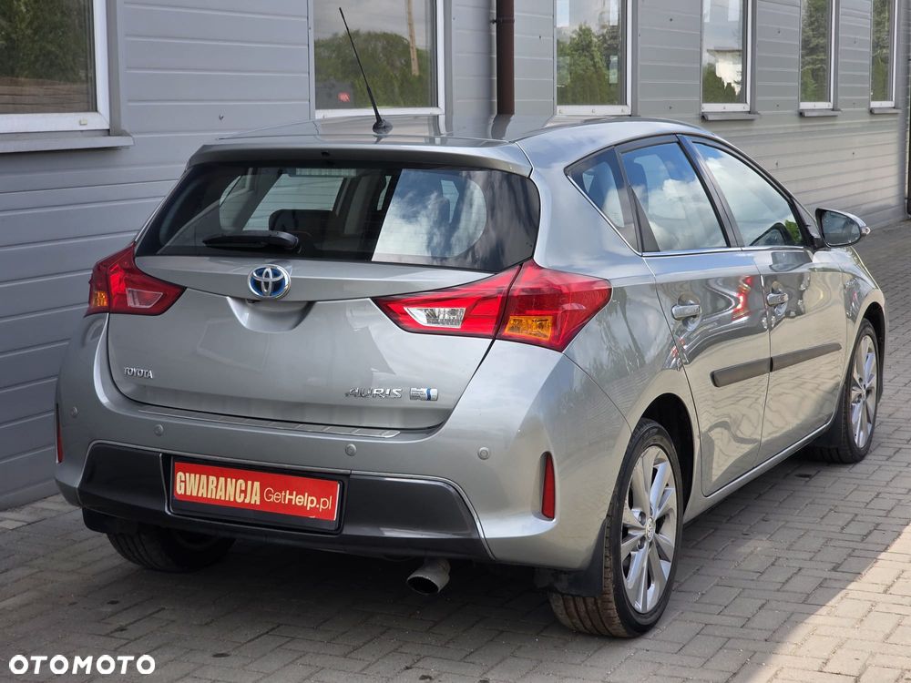 Toyota Auris 1.8 HSD Luna - 14