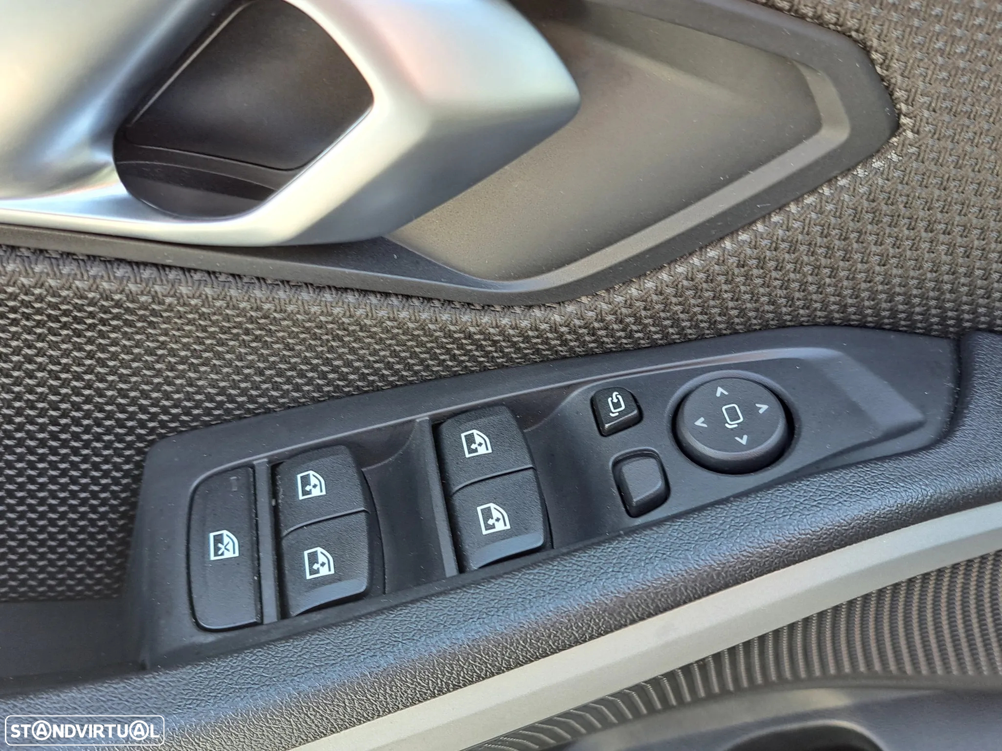 BMW 320 d Auto - 28