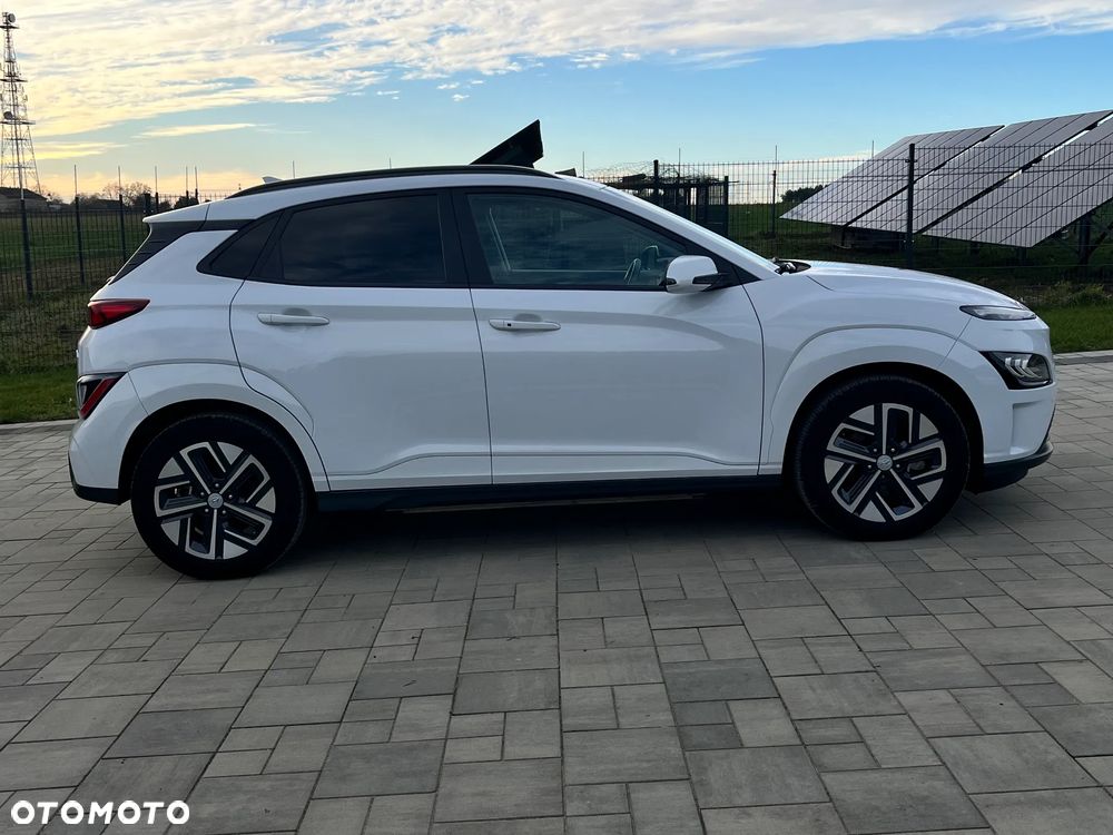 Hyundai Kona 64kWh Platinum - 8