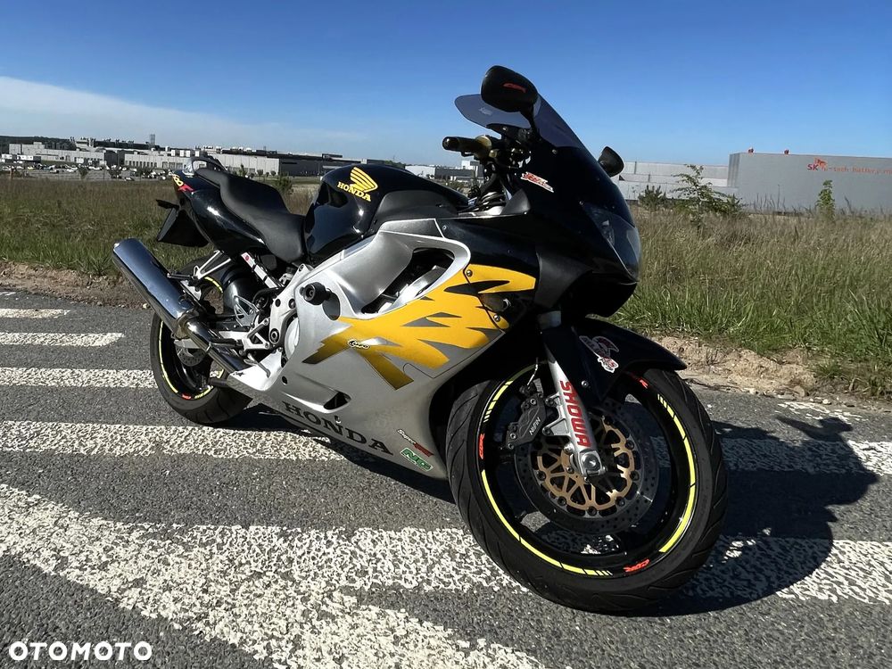 Honda CBR - 4