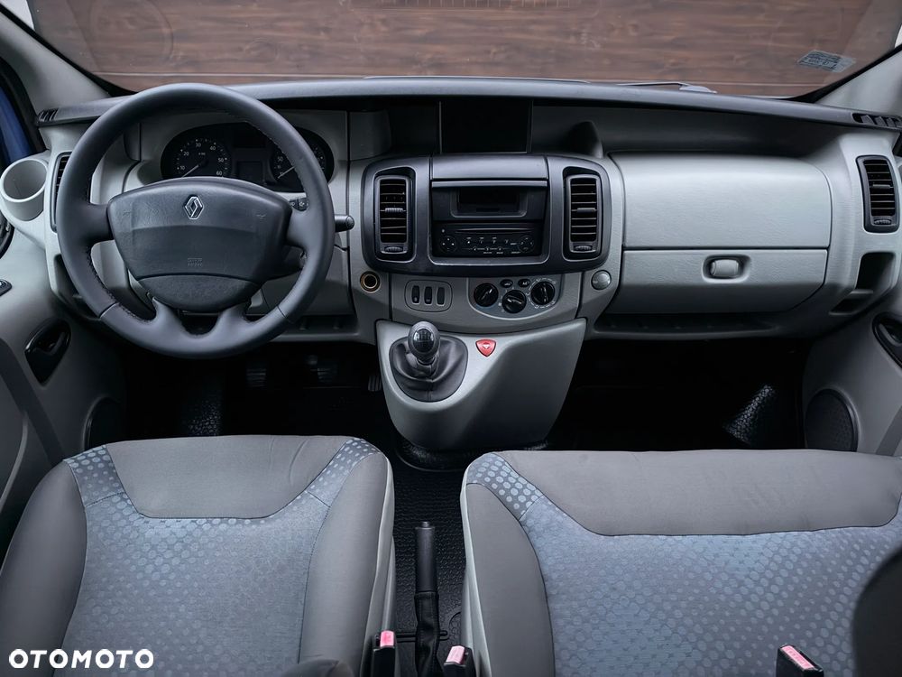 Renault Trafic - 21