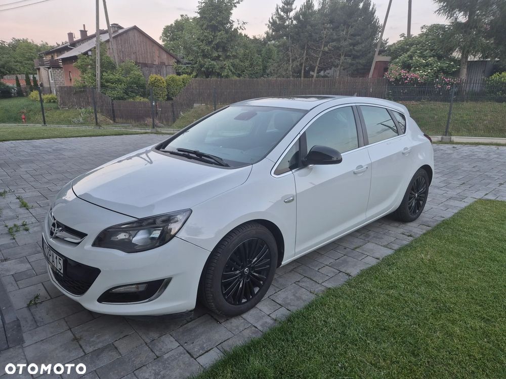 Opel Astra 1.7 CDTI Cosmo - 1