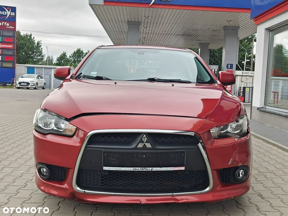 Mitsubishi Lancer - 2