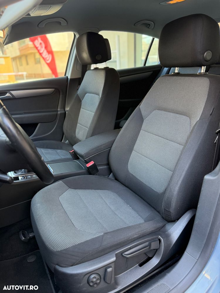 Volkswagen Passat 1.6 TDI BlueMotion Technology Comfortline - 9