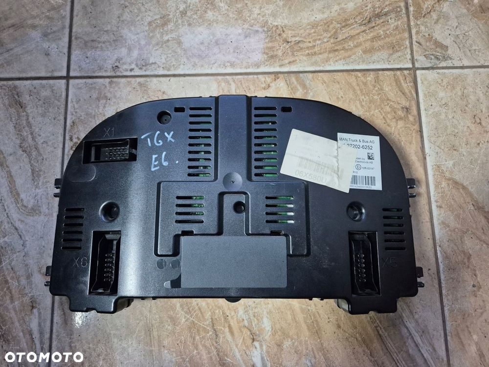 LICZNIK ZEGARY TABLICA MAN TGX TGS TGL TGM EURO 6 81272026252 - 2