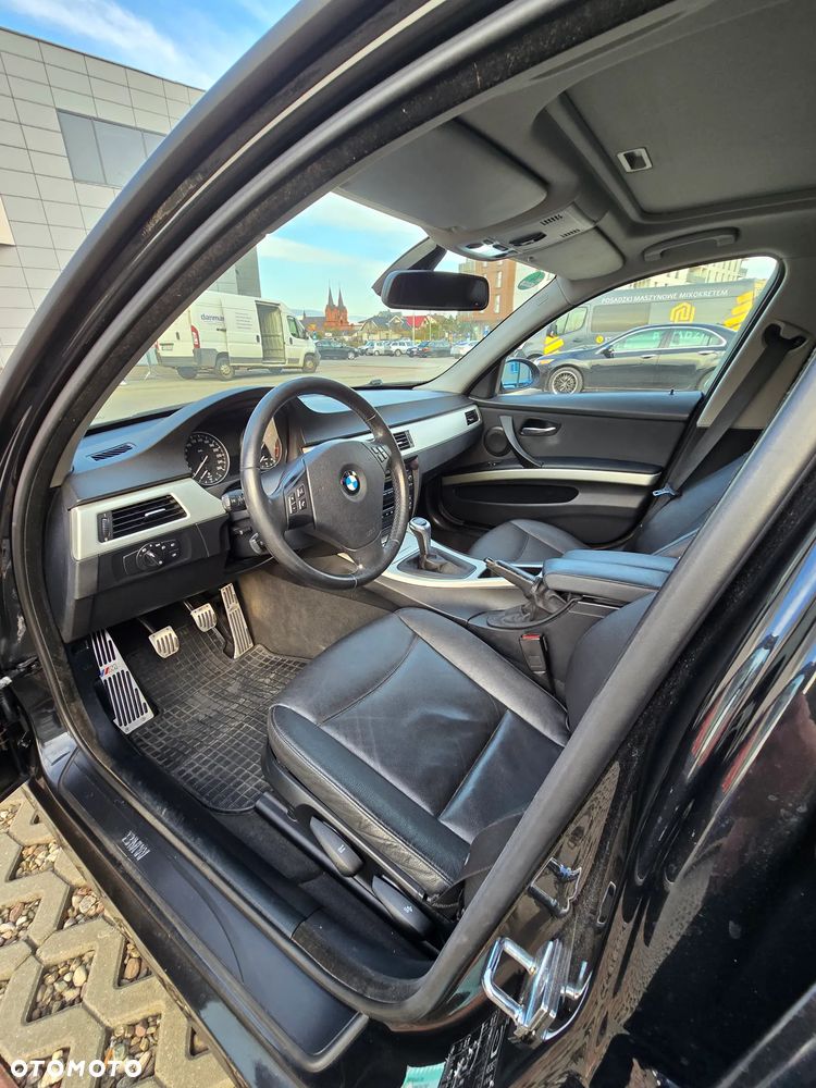 BMW Seria 3 320d - 6
