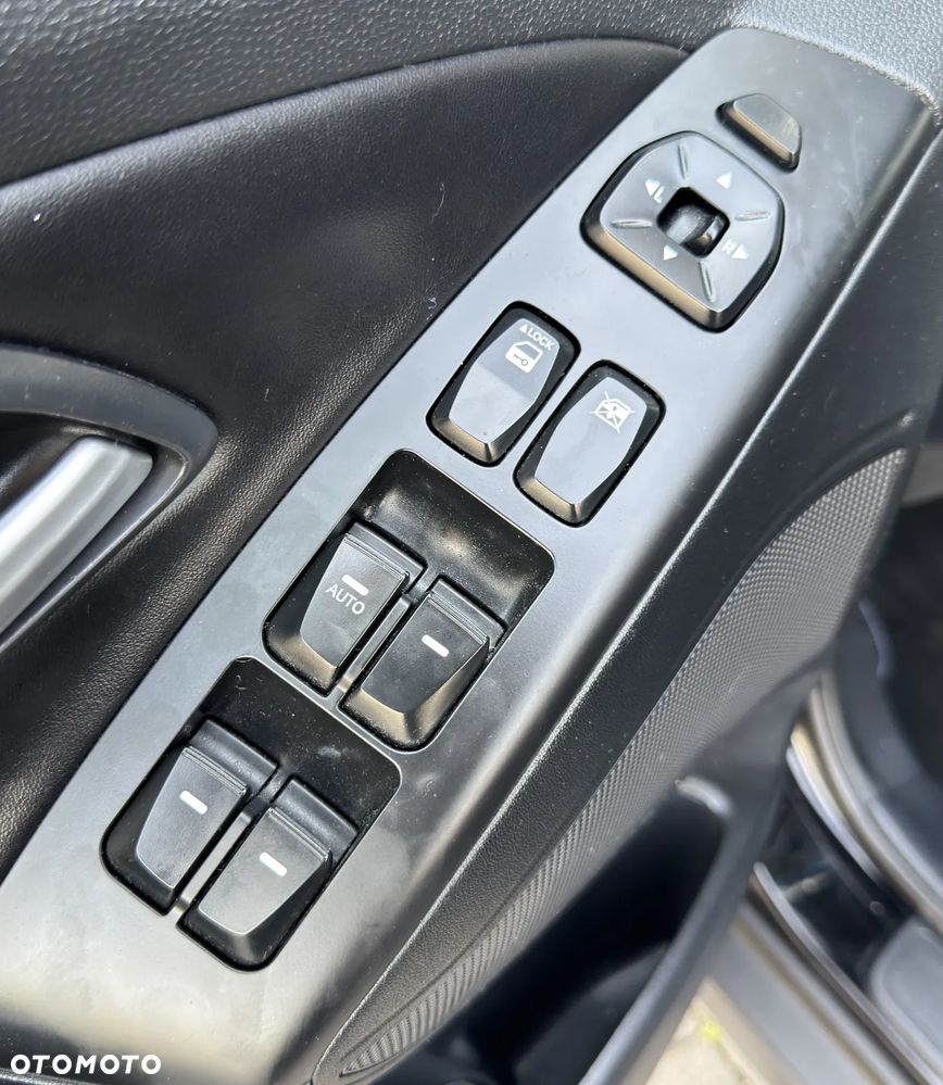 Hyundai ix35 2.0 4WD Automatik Trend - 16