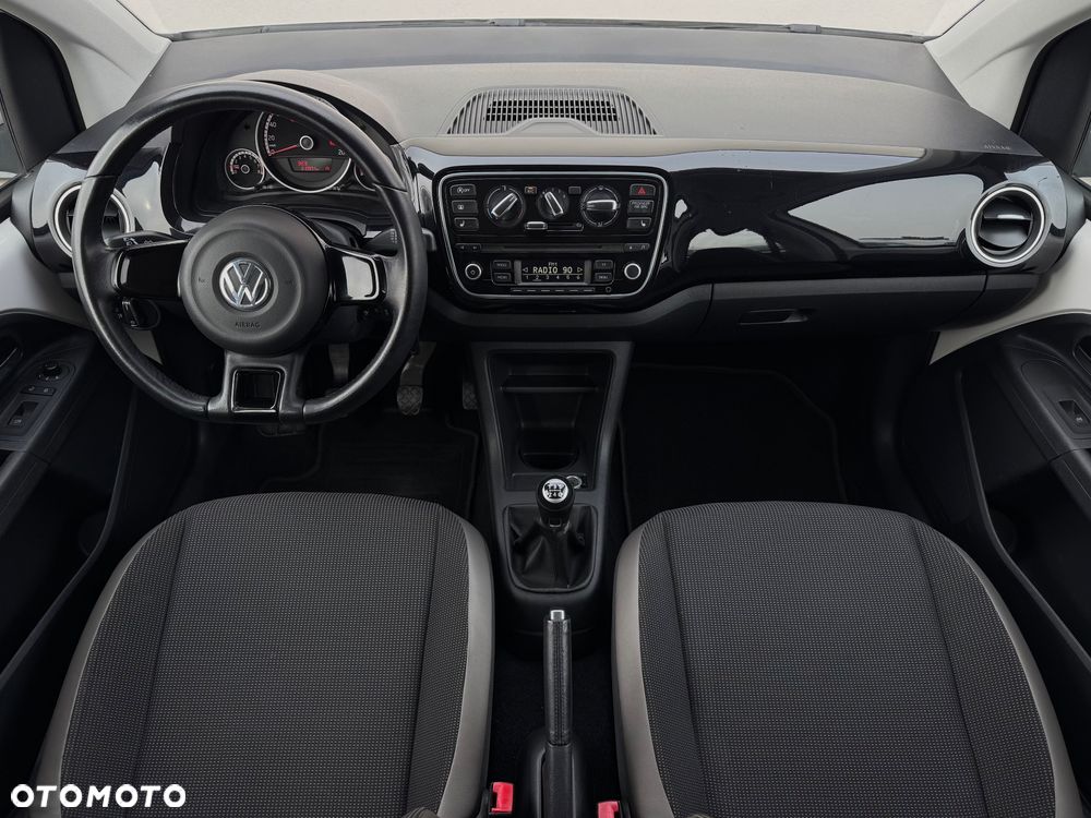 Volkswagen up! - 8
