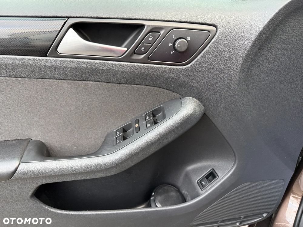 Volkswagen Jetta 1.4 TSI Comfortline CityLine - 14