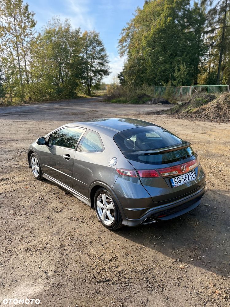 Honda Civic 2009 photo 3