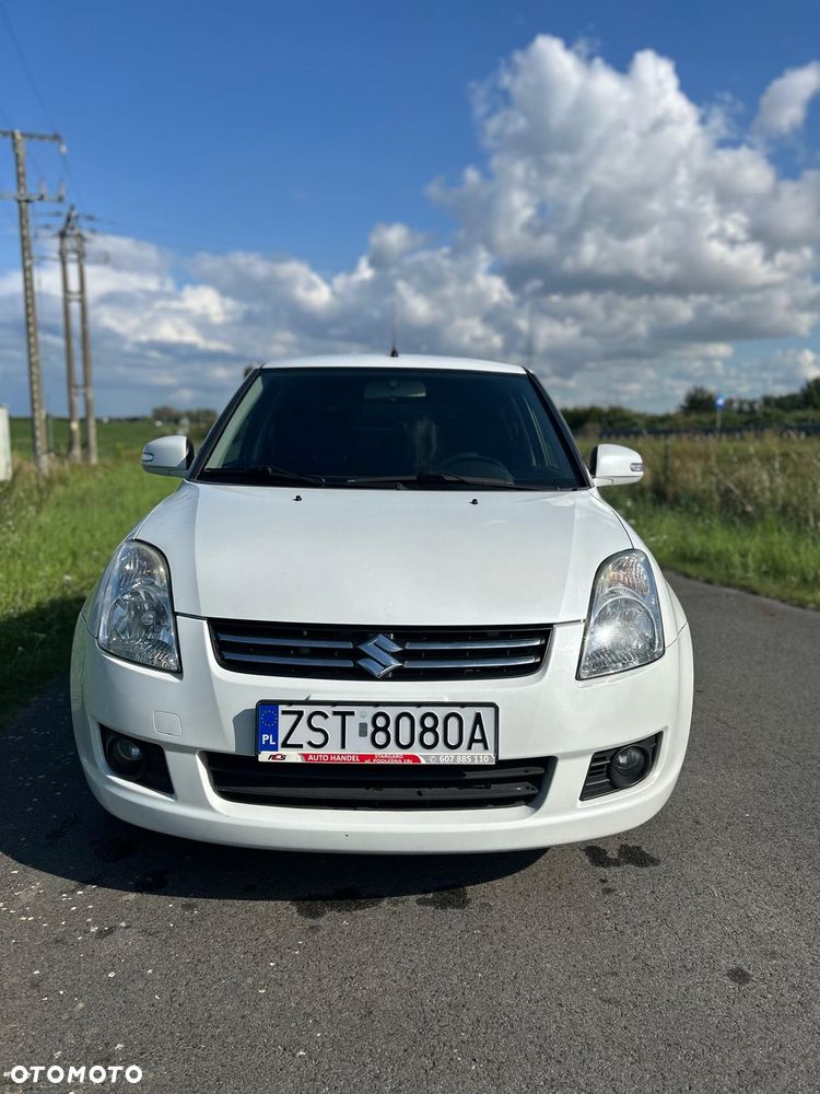 Suzuki Swift 1.3 Limited 25 - 2