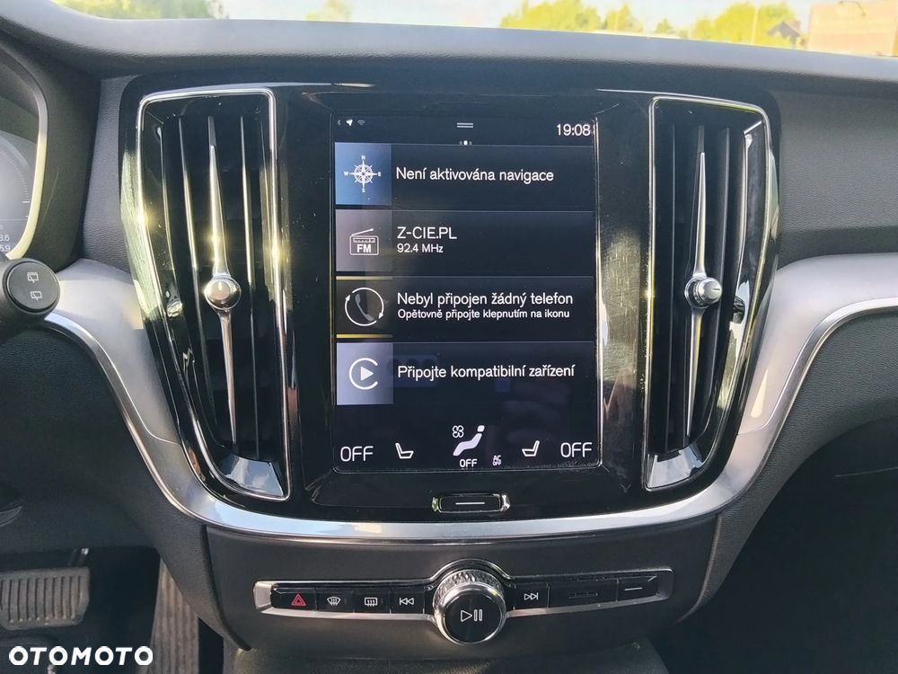 Volvo V60 T6 AWD Plug-In Hybrid Plus Dark - 6