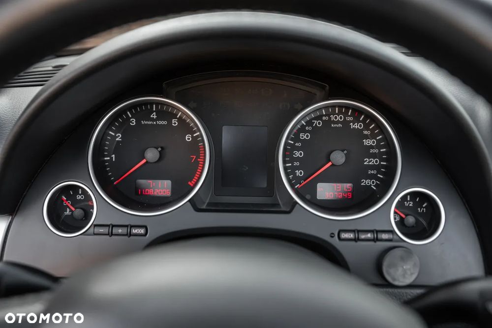 Audi A4 Cabrio 1.8 T - 19