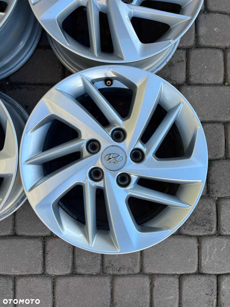 Oryginalne alufelgi Hyundai 5x114,3 16 cali Czujniki Tucson IX35 I30 - 6