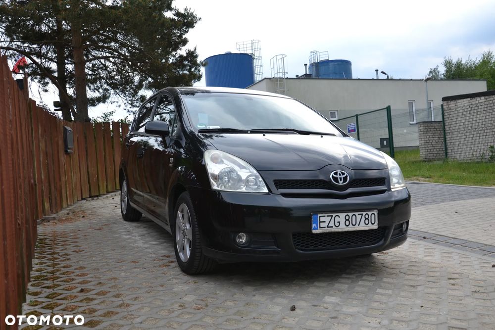 Toyota Verso - 4