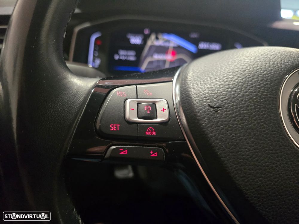 VW Polo 1.6 TDI Highline - 29