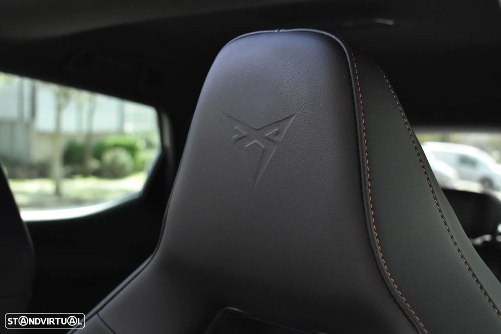 Cupra Leon 1.4 e-Hybrid VZ DSG - 26