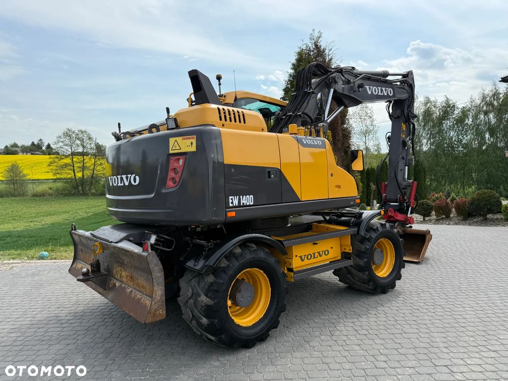 Volvo EW160D - 8