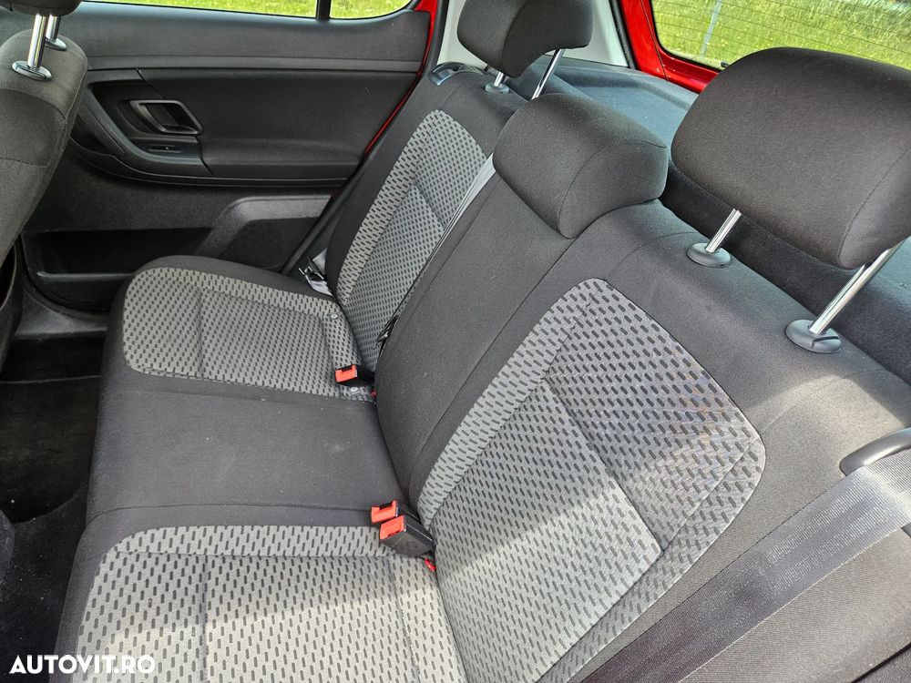 Skoda Fabia - 8