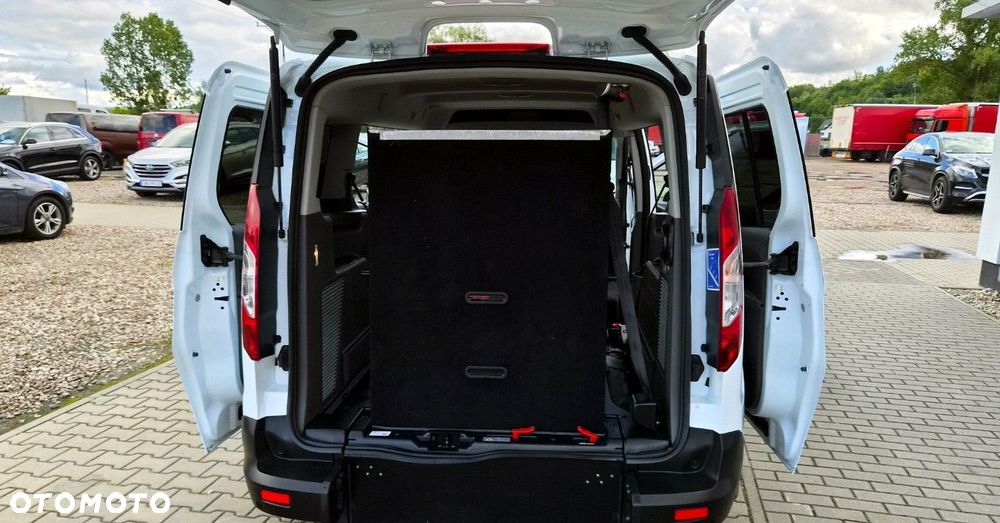 Ford Transit Connect - 27