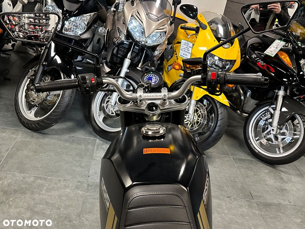 Brixton Crossfire - 25