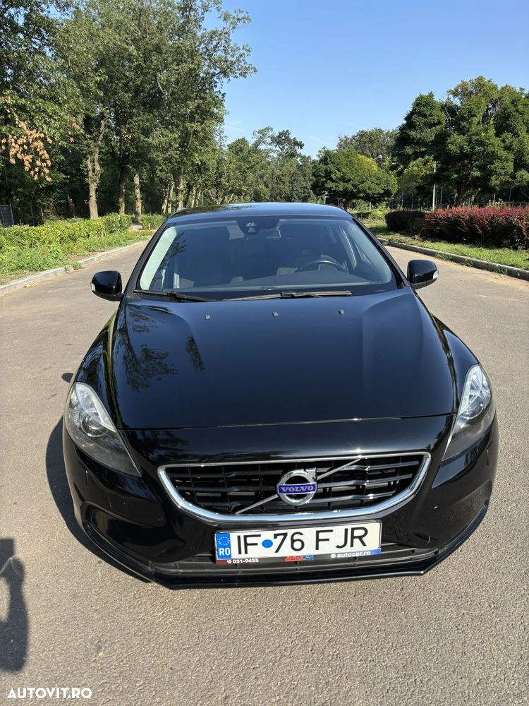 Volvo V40 D3 Momentum - 2