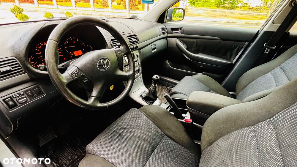 Toyota Avensis 2.0 D-4D Platinium - 5