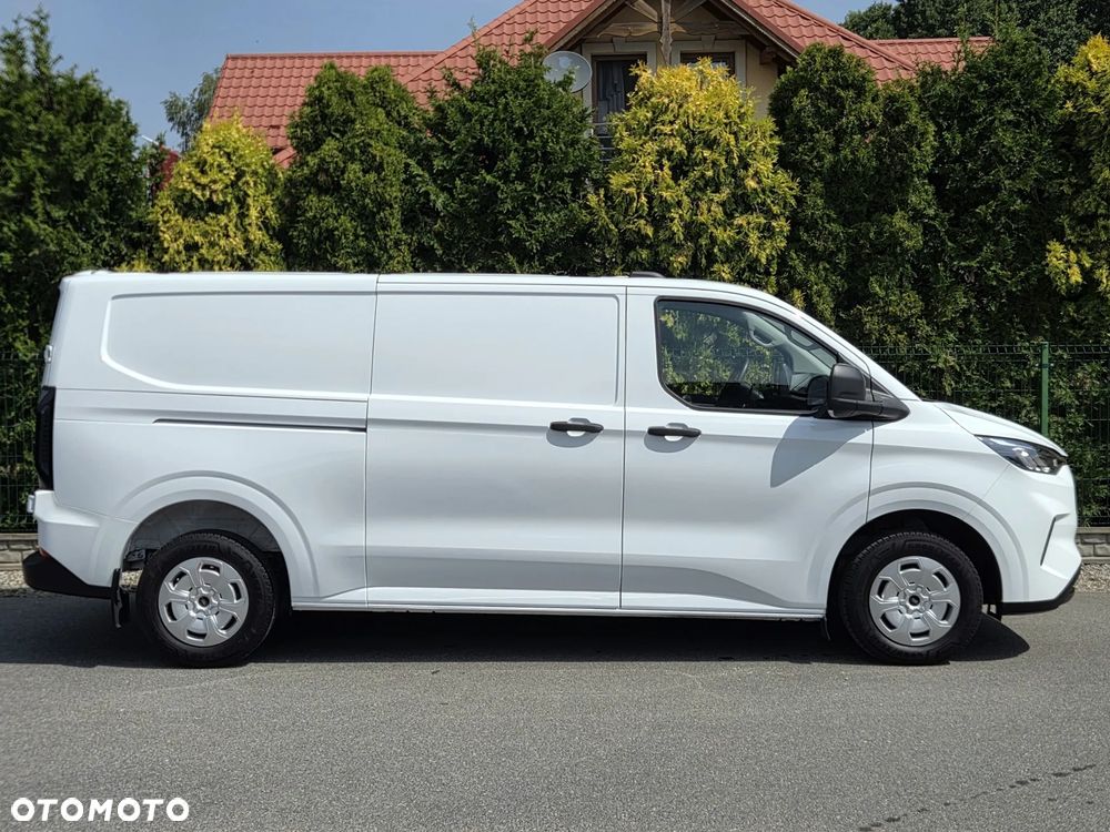 Ford TRANSIT CUSTOM - 7