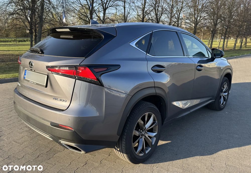 Lexus NX 300 F Sport AWD - 7