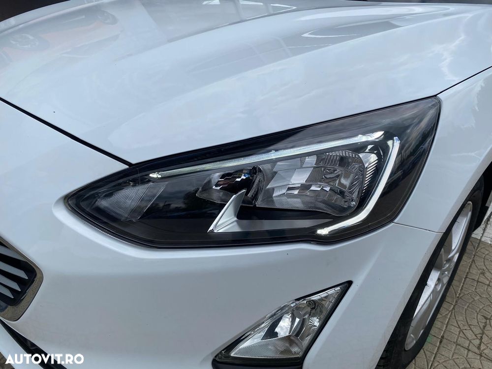 Ford Focus 1.0 EcoBoost Trend Edition - 10