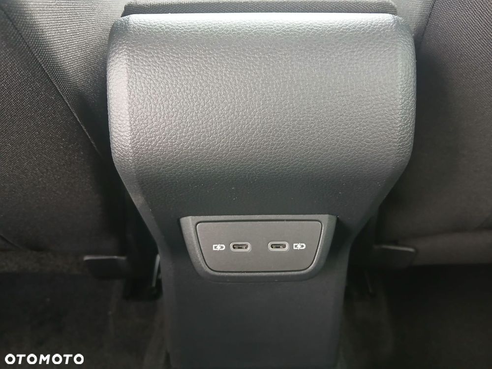 Volkswagen Taigo 1.0 TSI Life Plus - 10