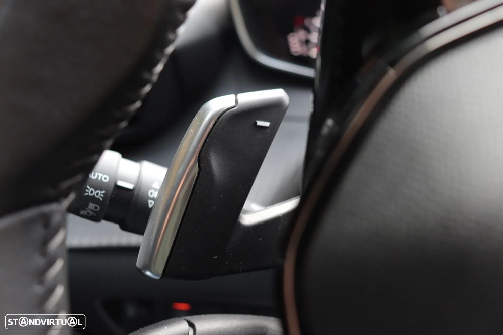 Peugeot 208 PureTech 100 EAT8 Active - 24