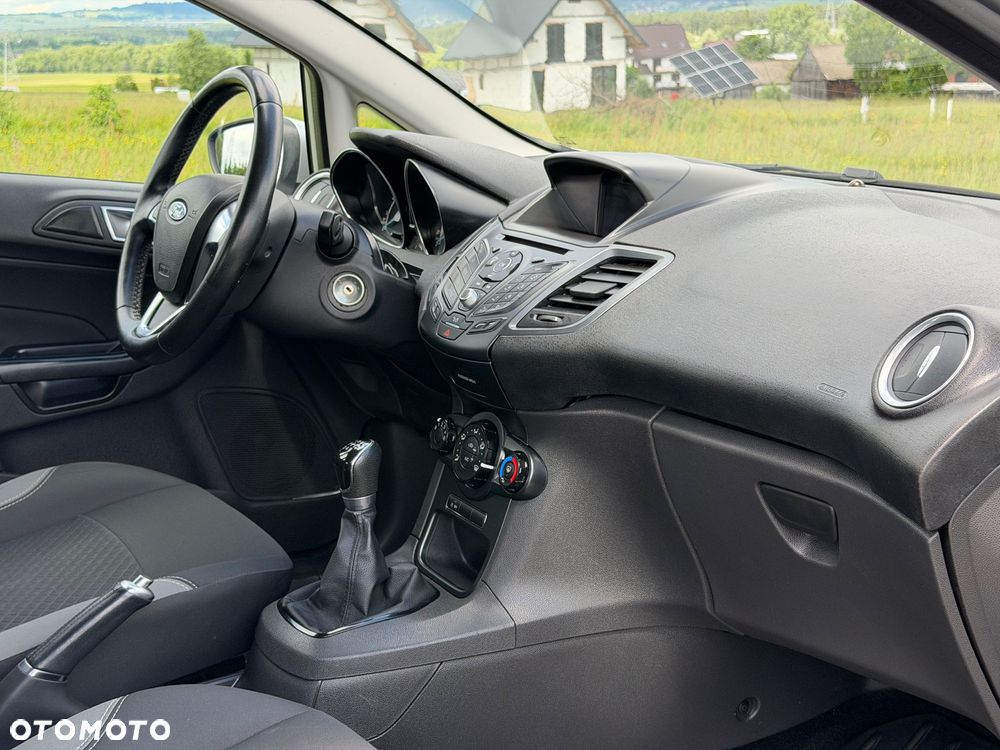 Ford Fiesta - 14
