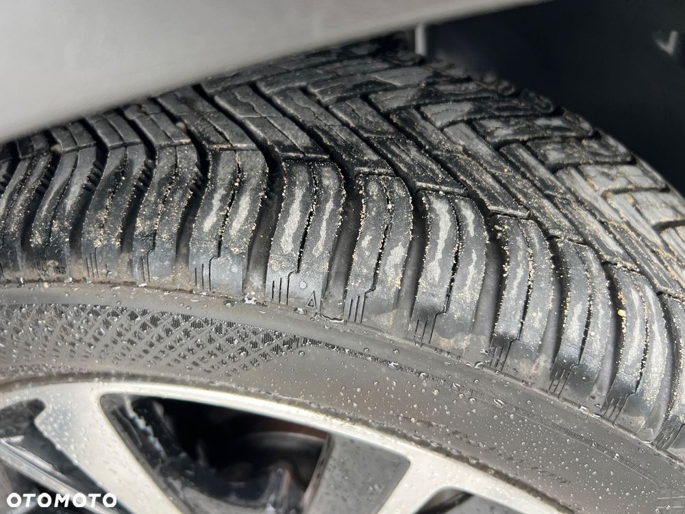 Peugeot 2008 PureTech 110 Stop&Start EAT6 GT-Line Edition - 16