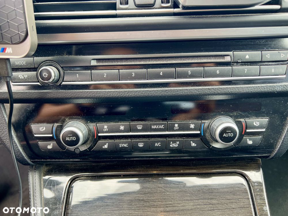 BMW Seria 5 530d xDrive Luxury Line - 22