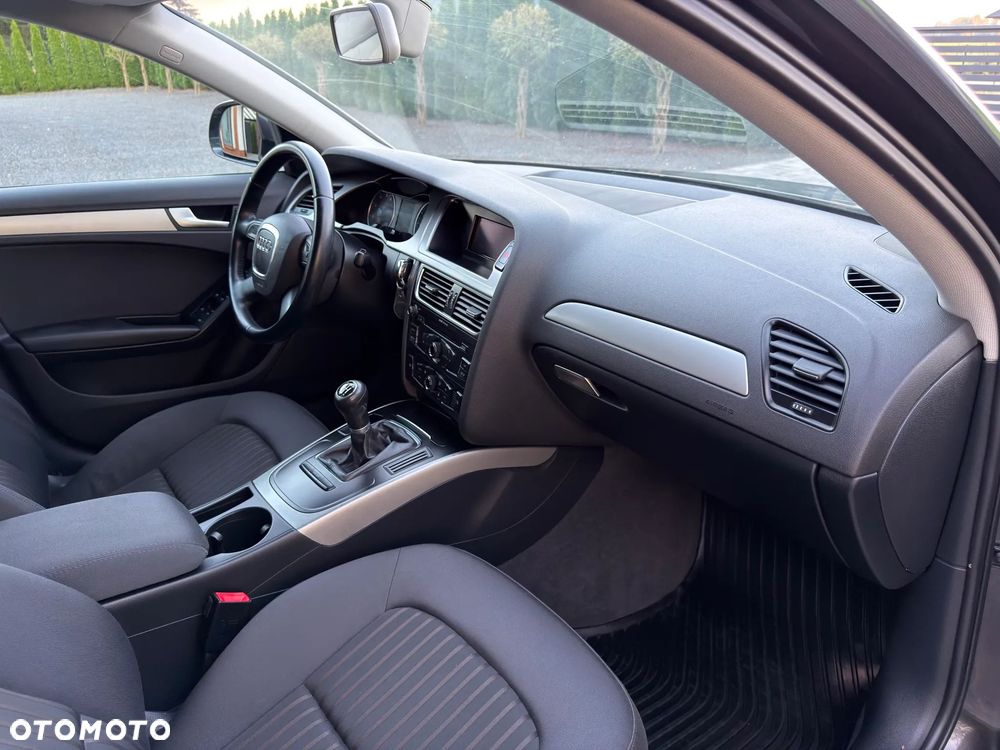 Audi A4 Limousine 1.8 TFSI Attraction - 39