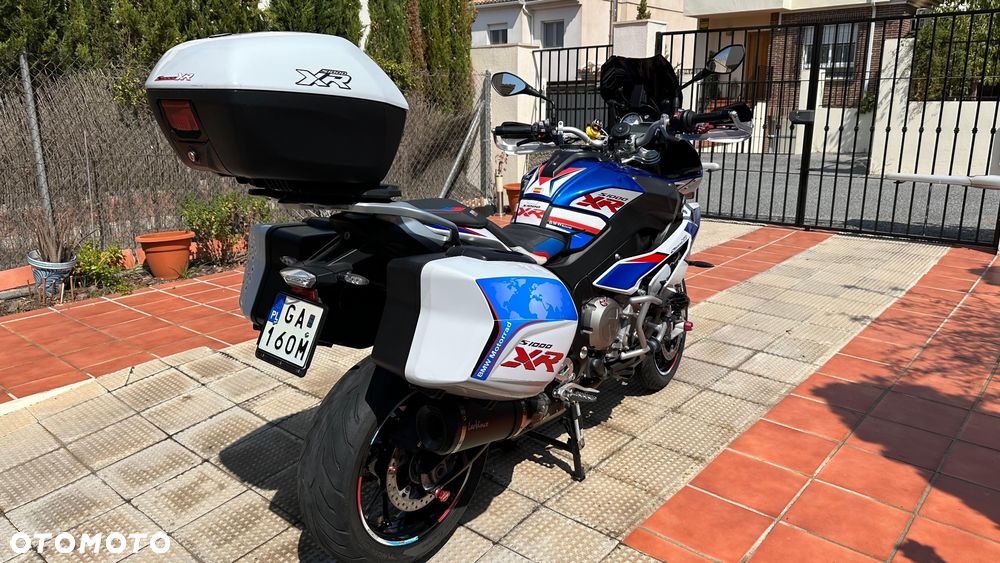 BMW XR - 14