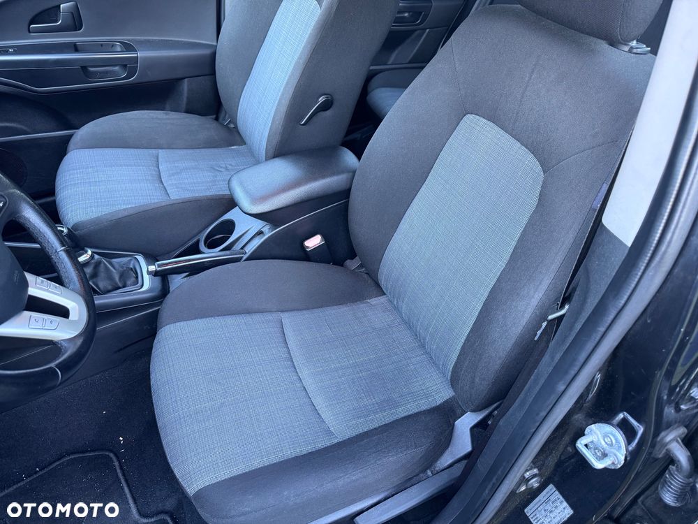 Kia Ceed - 7