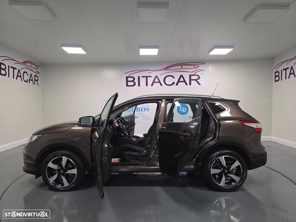 Nissan Qashqai 1.5 dCi N-Connecta Led - 32