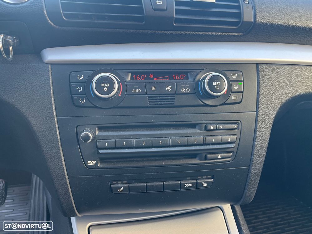 BMW 118 d Sport Line - 15