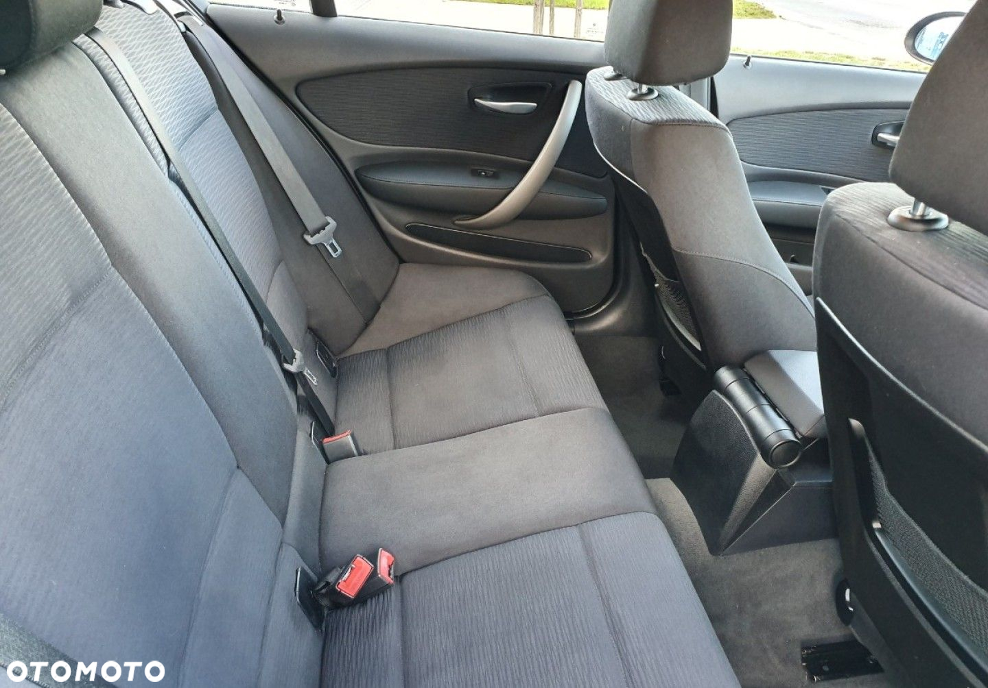 BMW Seria 1 - 25