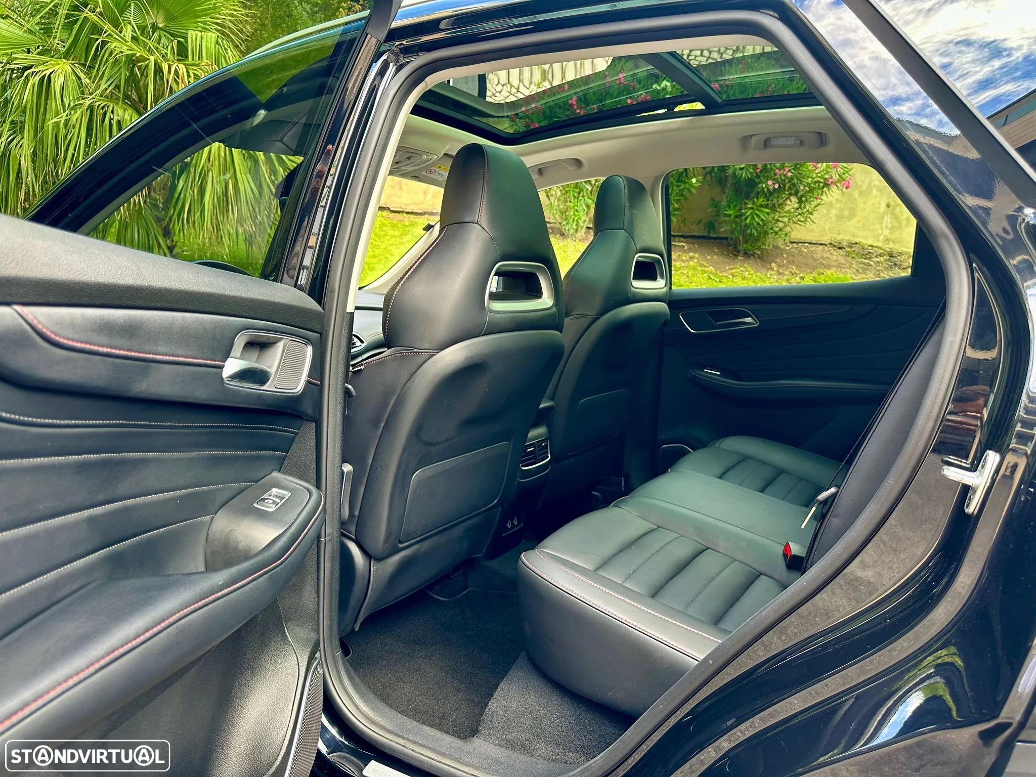MG EHS 1.5 T-GDI Plug-in Hybrid Luxury - 24