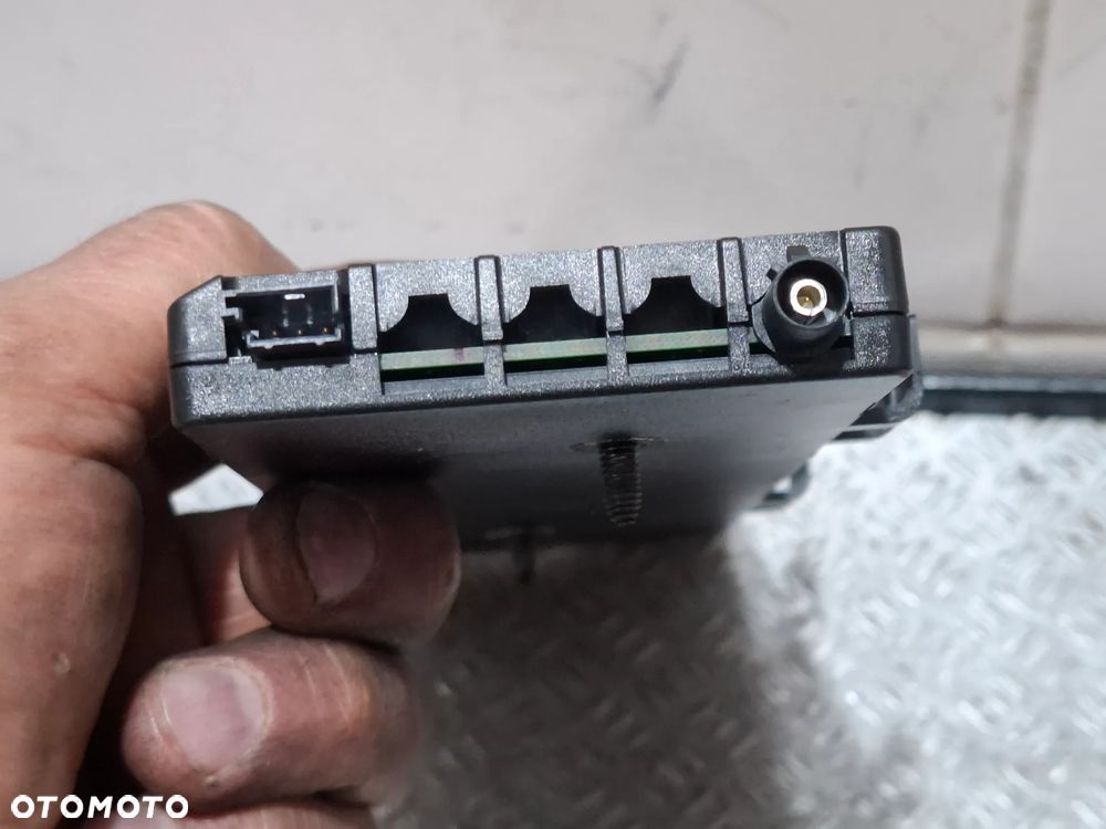 Wzmacniacz antenowy BMW X3 F25 rok 2011 nr 9227771 - 3