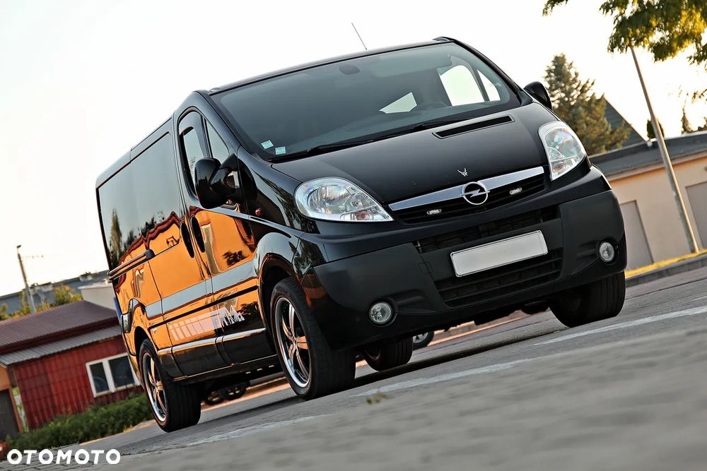 Opel Vivaro - 10