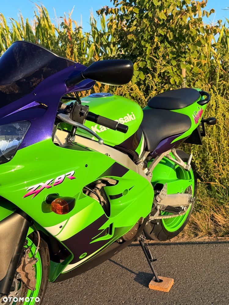 Kawasaki ZXR - 11
