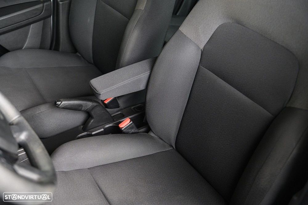 Dacia Sandero SCe 65 Essential - 27