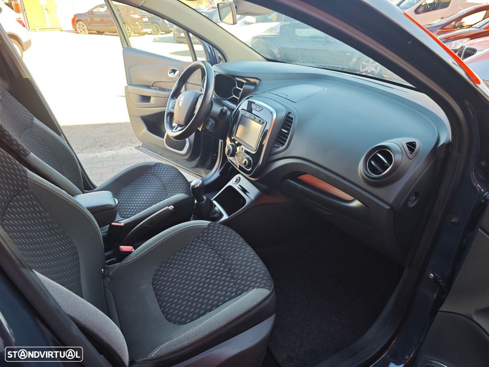 Renault Captur 1.0 TCe Equilibre - 8